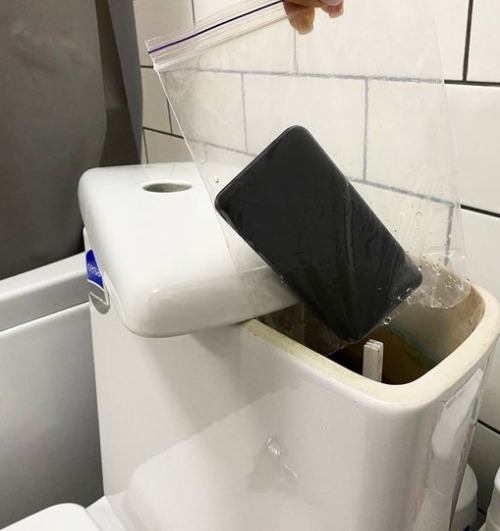 Wife Finds Husband’s Secret Phone Hidden in Toilet Tank